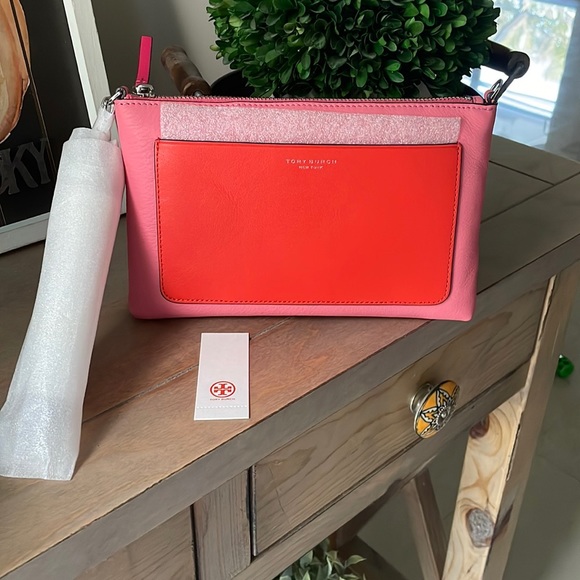 🎀TORY BURCH COLOR BLOCK LEATHER TASSEL CROSSBODY BAG NWT🎀 - Picture 4 of 12